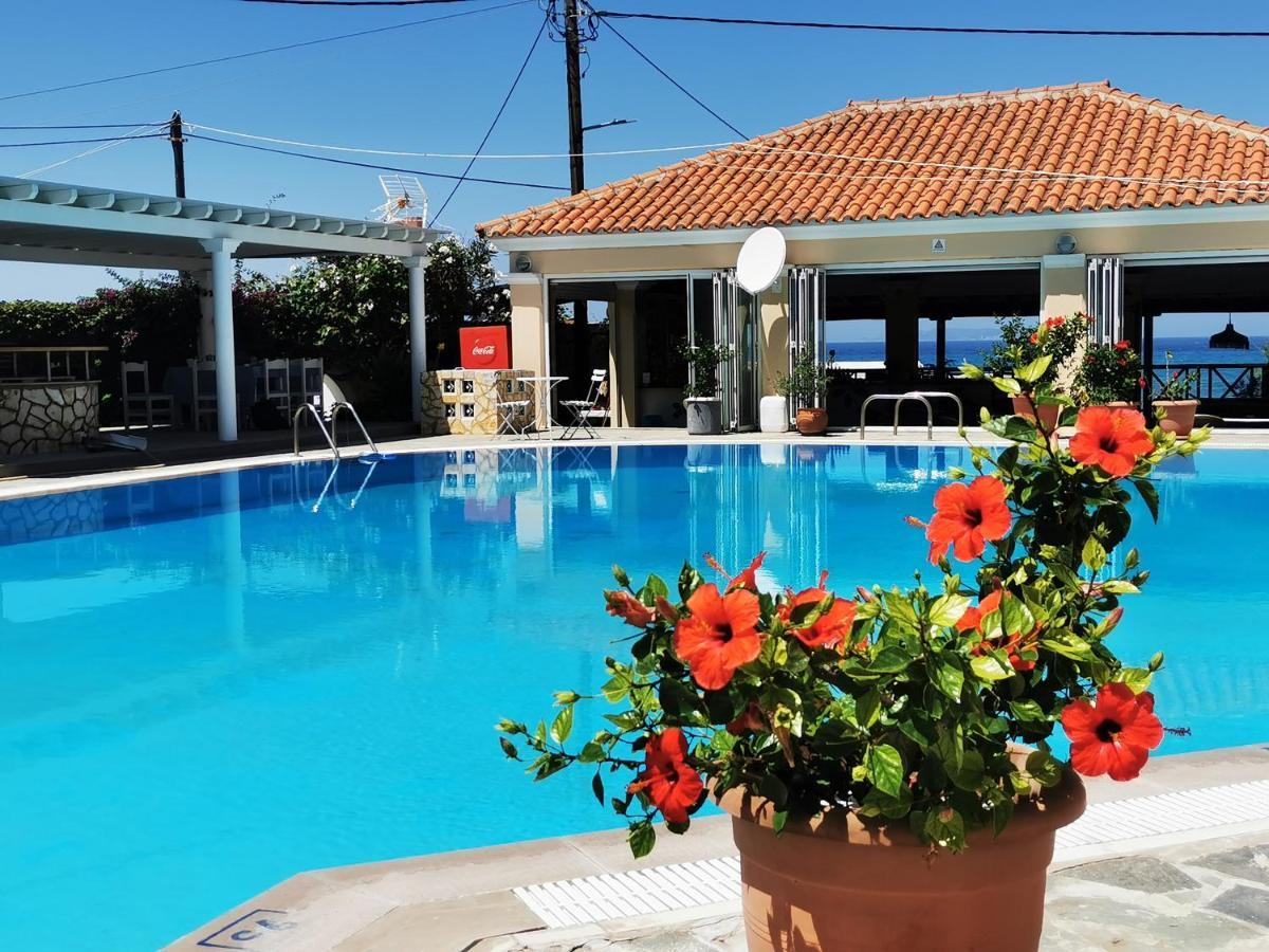 Nafsika Hotel Agios Stefanos Avliotes  Exterior photo